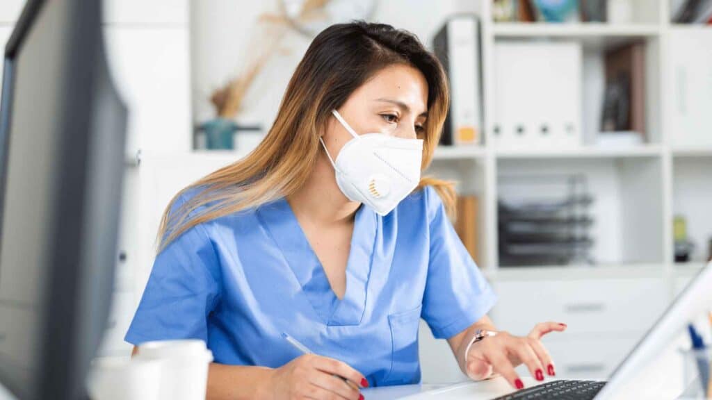 Don�t Delay Your Medical Billing and Coding Career